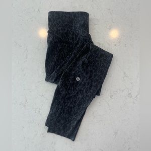 Base Pace High Rise 25" Lululemon Leggings